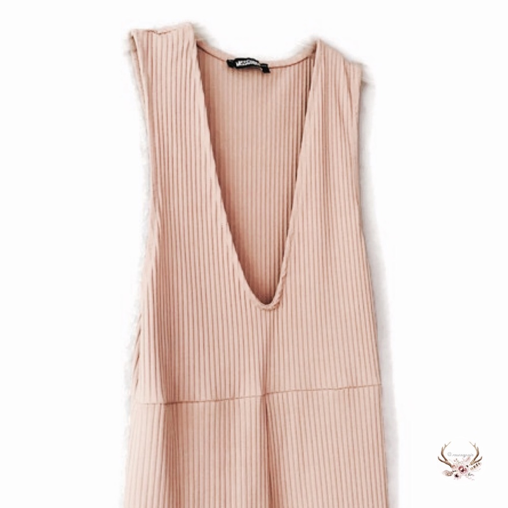 Missguided Champagne Nude V Neck Bodycon Jumpsuit - Picture 4 of 7